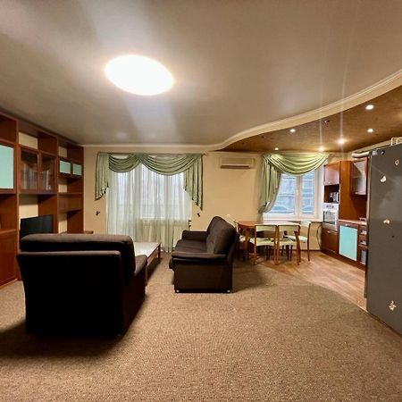 Apartment In The Center Of Kiev Exterior foto